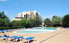 Lisbon Relax Pool Apartment - Free Parking Garage