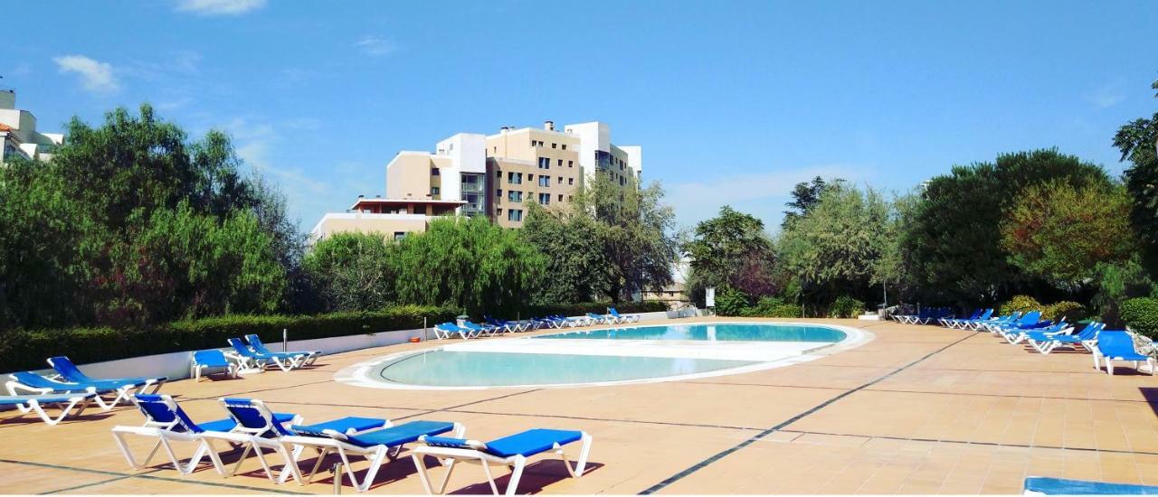Lisbon Relax Pool Apartment - Free Parking Garage Exterior foto