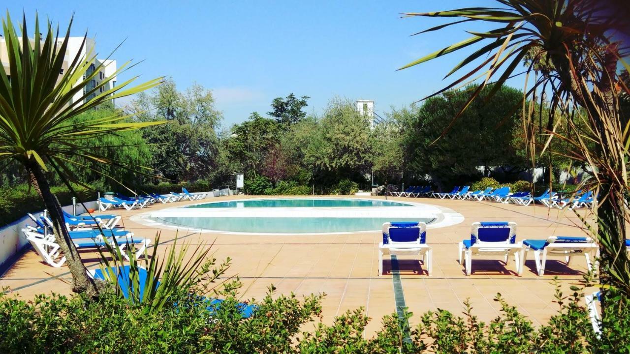 Lisbon Relax Pool Apartment - Free Parking Garage Exterior foto